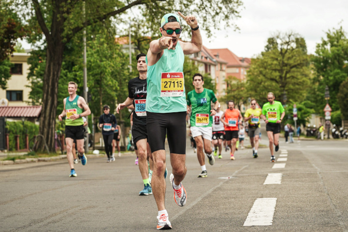 Photo minutes before crossing the finish line